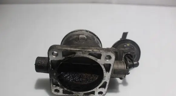 Hyundai Tucson JM Engine shut-off valve 3510027XXX
