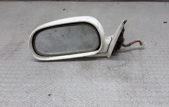 Mitsubishi Galant Front door electric wing mirror E201844