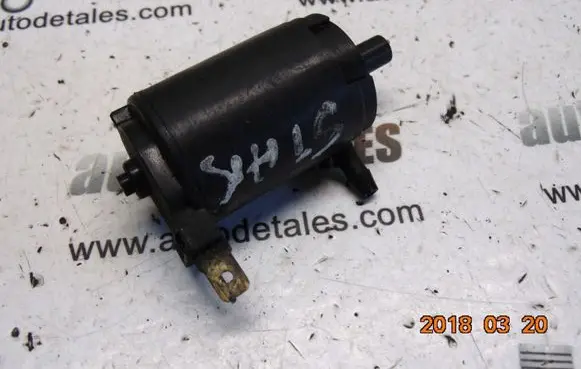 Mitsubishi Space Star Windscreen/windshield washer pump