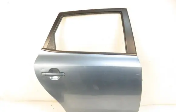 KIA Ceed Rear door 