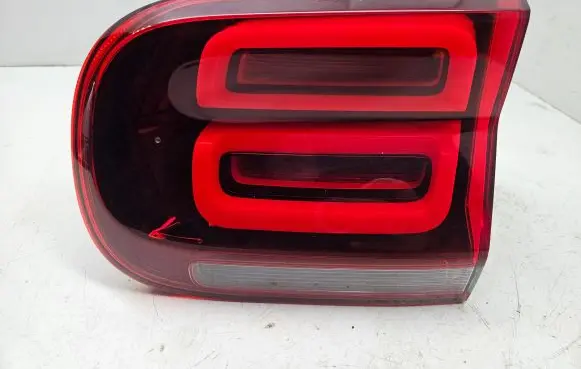 Citroen C5 Aircross Tailgate rear/tail lights 9816931980