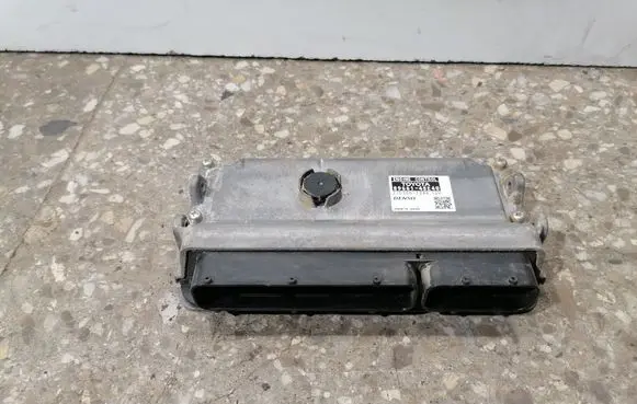 Lexus RX 450H Engine control unit/module 8966148E40