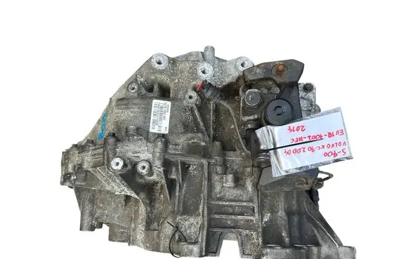 Volvo XC70 Manual 6 speed gearbox EU1R7002HEC 1285244