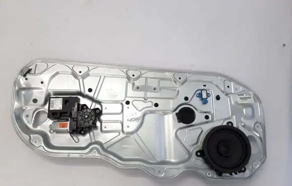 Volvo C30 Front door electric window regulator 8679978