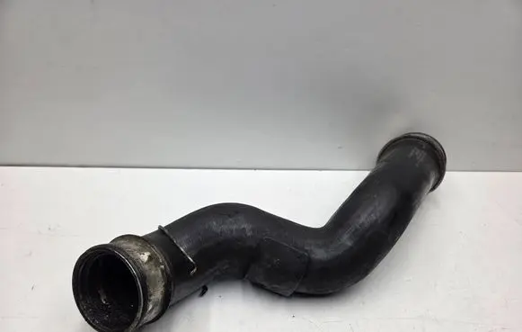 Intercooler hose/pipe