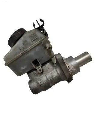 Master brake cylinder