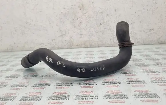Volkswagen PASSAT B6 Engine coolant pipe/hose