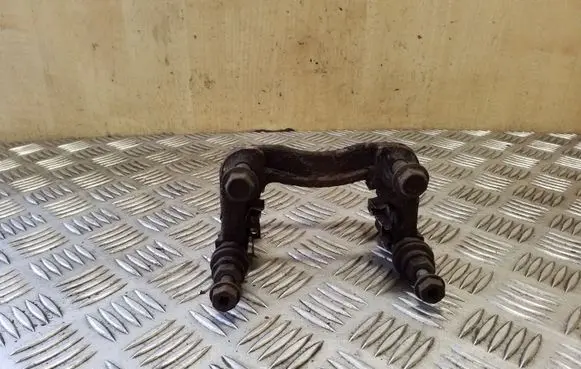 Honda Civic Brake caliper pad carrier rear 