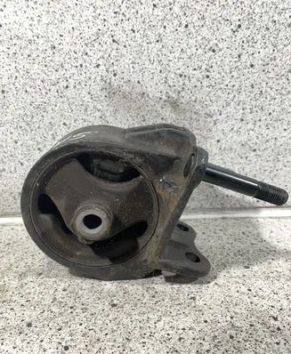 Hyundai Santa Fe Engine mount bracket 07101724