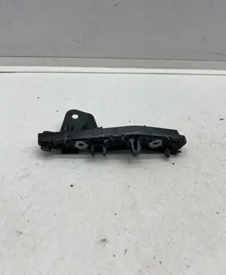 Renault Clio V Front bumper mounting bracket 622401565R