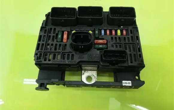 Peugeot 407 BSM Control unit 9658070980