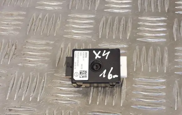 BMW X4 F26 Aerial antenna amplifier 92870811