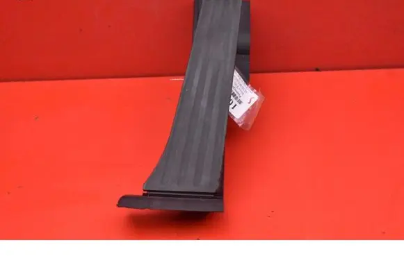 BMW X3 E83 Accelerator throttle pedal 6762481-01