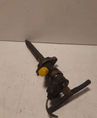 Peugeot 308 Fuel injector 0445110311