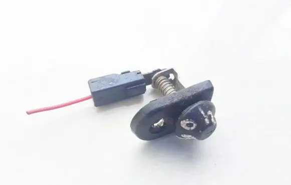 Audi A6 S6 C5 4B Front door sensor 