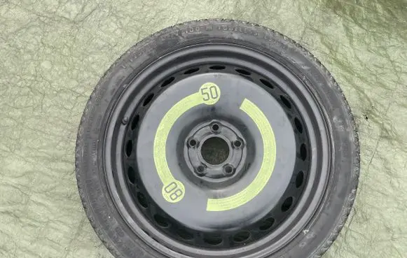 Audi A4 S4 B8 8K R19 spare wheel 8K0601027