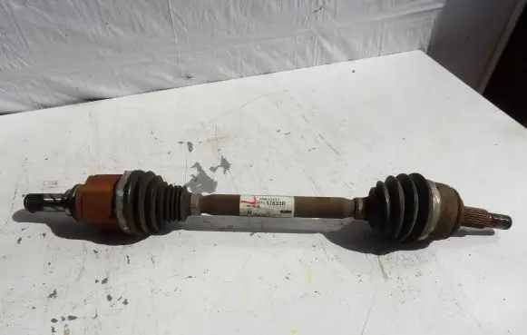 Renault Kangoo II Front driveshaft 391017833R