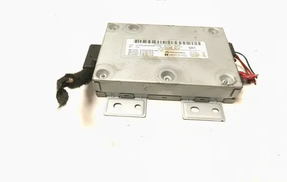 Mercedes-Benz E W212 Head unit multimedia control A2048708626