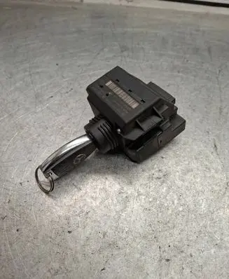 Mercedes-Benz CLK A209 C209 Ignition lock 2095450908 33002409 4006613720206188