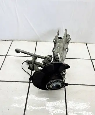Mercedes-Benz S W222 Rear wheel hub spindle/knuckle A2220406