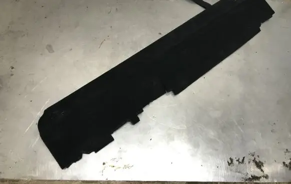 Mercedes-Benz ML W166 Other trunk/boot trim element A1666800102