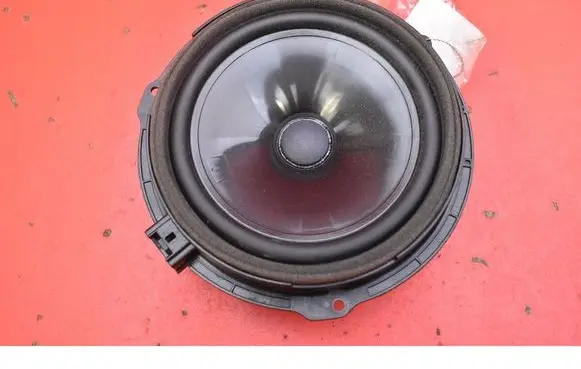 Ford Focus Subwoofer speaker JX7T18808AB