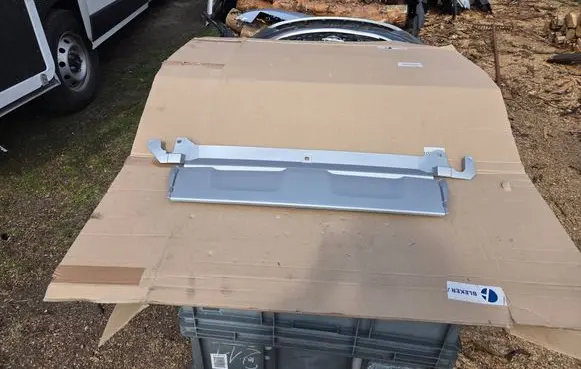Dacia Duster II Front bumper lip 620843273R