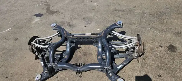 Volkswagen Touareg II Rear axle beam 7P0511025K