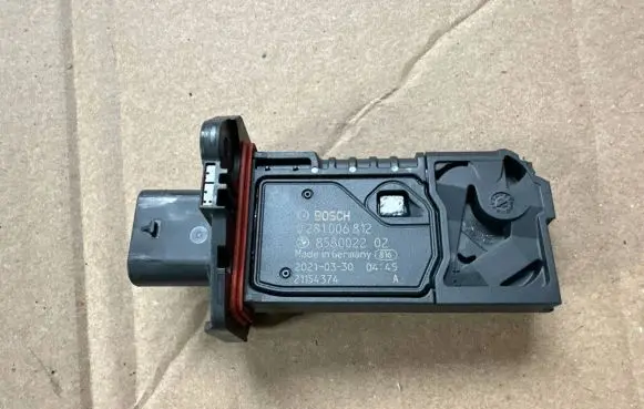 BMW X3 G01 Mass air flow meter 8580022 20210330 0281006812