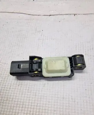 Porsche Cayenne (9PA) Airbag deployment crash/impact sensor 4B0959643E 100345 0232H1820XXJ