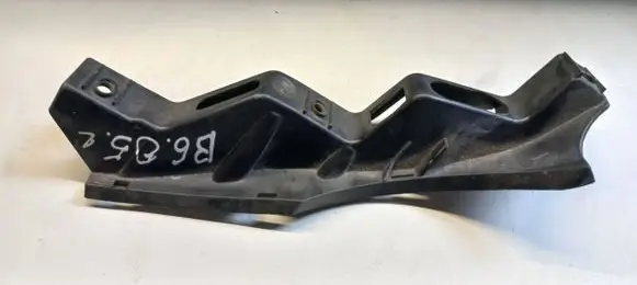 Volkswagen PASSAT B6 Front bumper mounting bracket 3C0807889