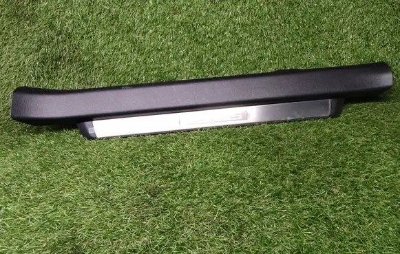 Lexus GS 250 350 300H 450H Front sill trim cover 6792030070 6792030080