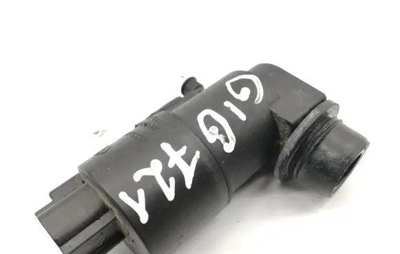 Toyota Yaris Windscreen/windshield washer pump 853300F021