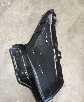 Mitsubishi Outlander Engine splash shield/under tray 5370A073