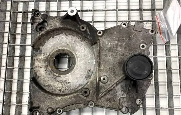 Mercedes-Benz CLS C218 X218 Timing chain cover A6420150002