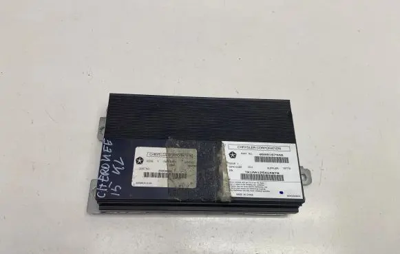 Jeep Cherokee Sound amplifier 05091674AG