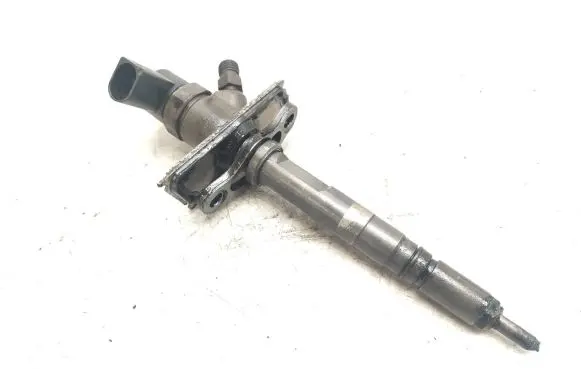 Audi A8 S8 D2 4D Fuel injector 0445110114 057130276H