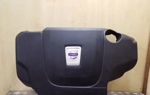 Volvo S60 Engine cover (trim) 31319190