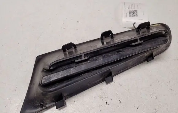 Renault Clio II Front fog light trim/grill 1859430S16