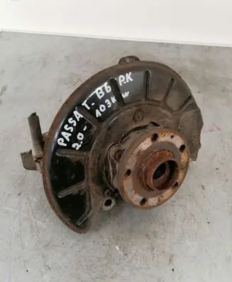 Volkswagen PASSAT B6 Front wheel hub