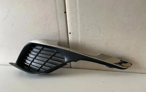 Peugeot 308 Front bumper lower grill AA35899377 36459 C0639609