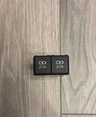 Toyota RAV 4 (XA50) USB socket connector 8553242010 19527 D034002