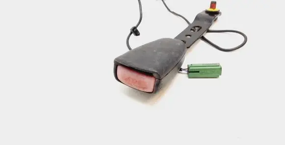 Volvo S80 Front seatbelt buckle 8639401