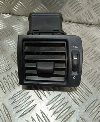 Volvo V50 Dash center air vent grill A10070