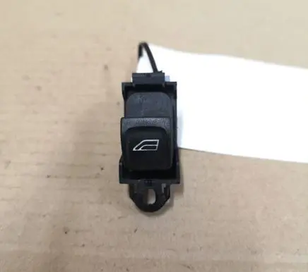 Volvo V50 Electric window control switch 30773272