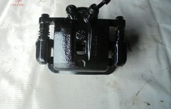 Hyundai Genesis Rear brake caliper