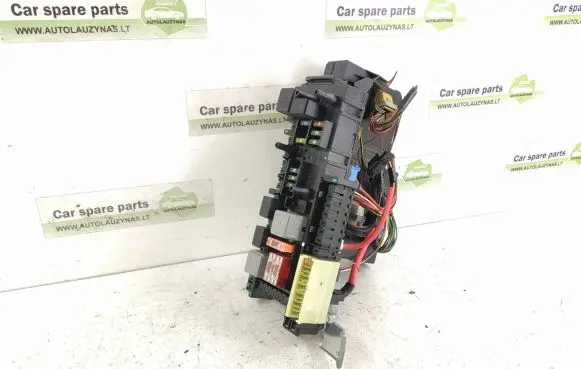 Mercedes-Benz C W204 Fuse box set DALISID3712 2049001102 2049001202