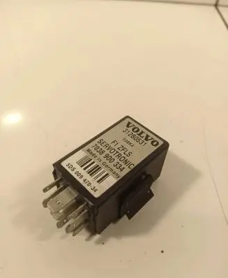 Volvo XC70 Glow plug pre-heat relay 31280531 7038900334 5DS00947034