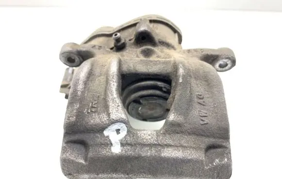 Audi Q7 4M Rear brake caliper