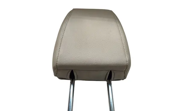 Ford C-MAX II Rear seat headrest 